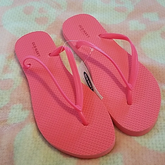 hot pink flip flops